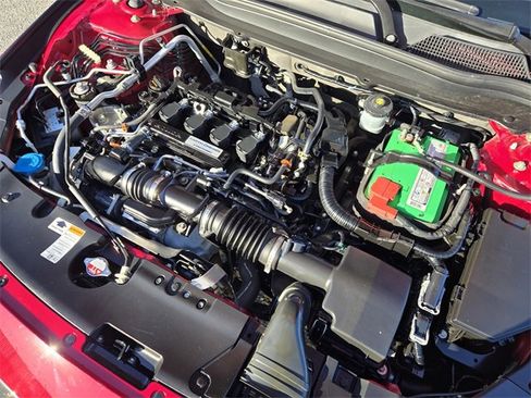 Used 2018 Honda Accord Sport image 13