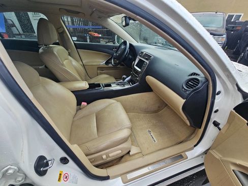 Used 2006 Lexus IS 350 image 31