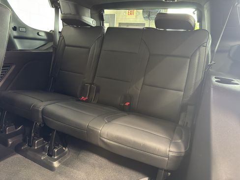 Used 2022 GMC Yukon Denali AWD/4WD image 13