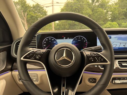 Used 2026 Mercedes-Benz GLE 350 4MATIC image 13