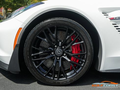 Used 2016 Chevrolet Corvette Z06 w/ 3LZ Preferred Equipment Group RWD image 44