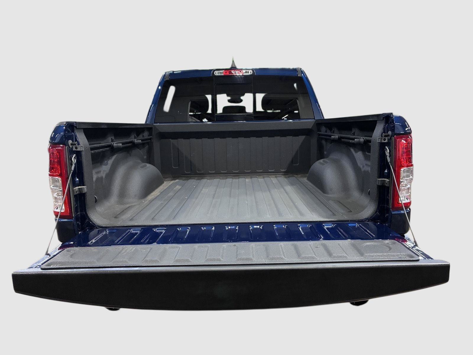 Used 2022 RAM 1500 Big Horn AWD/4WD image 15