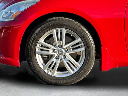 Used 2013 INFINITI G37 Journey w/ Premium Pkg image 25