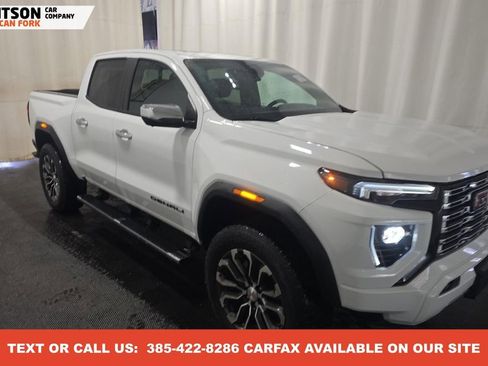 Used 2023 GMC Canyon Denali image 12