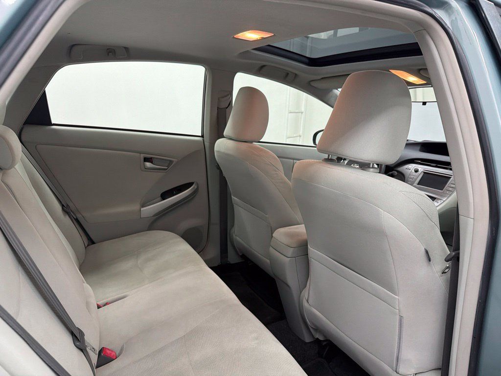 Used 2012 Toyota Prius Three w/ Solar Roof Pkg FWD image 29