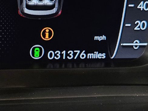 Used 2025 Honda Pilot Black Edition image 30