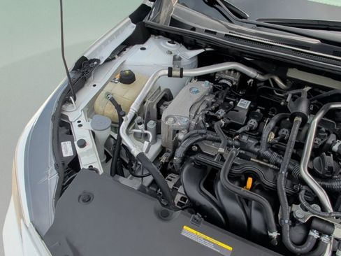 Used 2020 Nissan Sentra SV FWD image 25