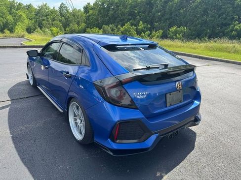 Used 2018 Honda Civic Sport Touring image 5
