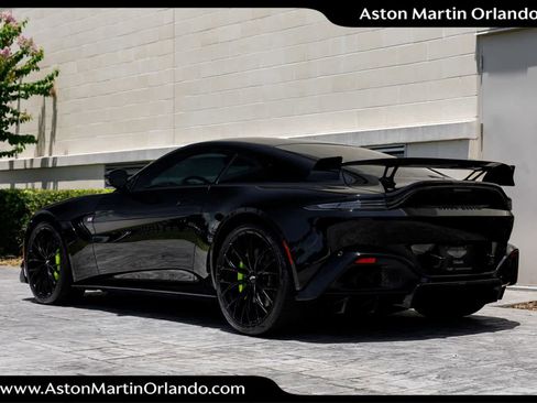 Used 2023 Aston Martin V8 Vantage Coupe RWD image 44