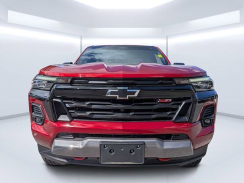Used 2024 Chevrolet Colorado Z71 w/ Z71 Convenience Package 2 AWD/4WD image 7