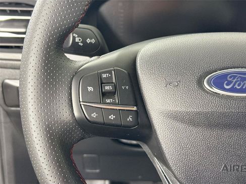Used 2025 Ford Escape ST-Line FWD image 15