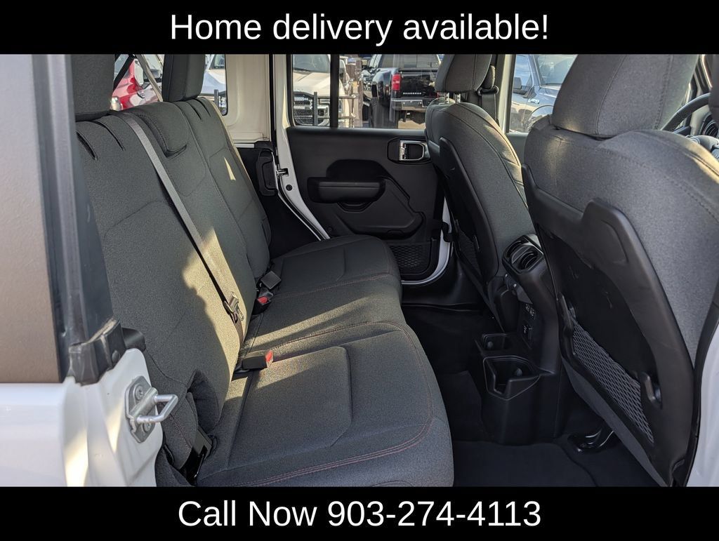 Used 2026 Jeep Wrangler Unlimited Rubicon AWD/4WD image 27