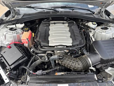 Used 2018 Chevrolet Camaro SS RWD image 17