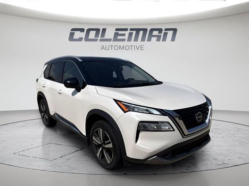 Used 2023 Nissan Rogue SL AWD/4WD image 2