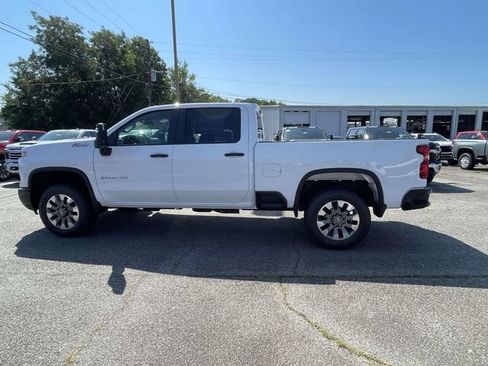 New 2026 Chevrolet Silverado 2500 Custom w/ Custom Value Package AWD/4WD image 6