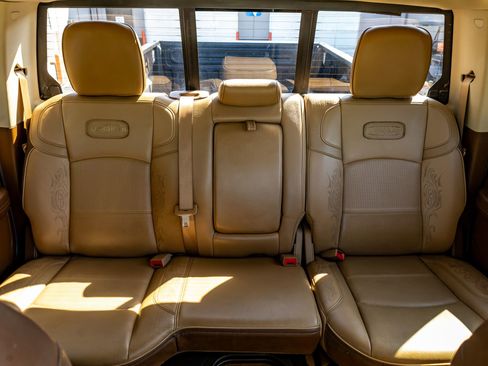 Used 2019 RAM 3500 Limited image 35