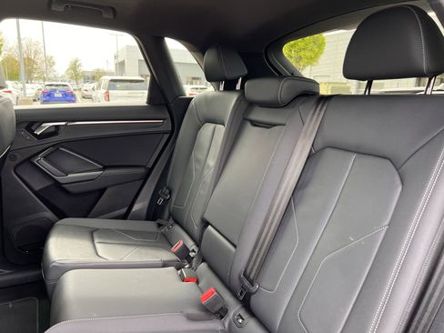 Used 2023 Audi Q3 2.0T Premium Plus w/ Premium Plus Package image 34