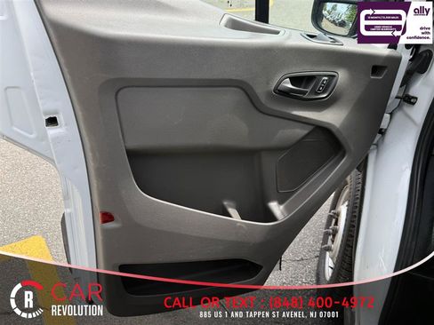 Used 2023 Ford Transit 250 Medium Roof AWD image 19