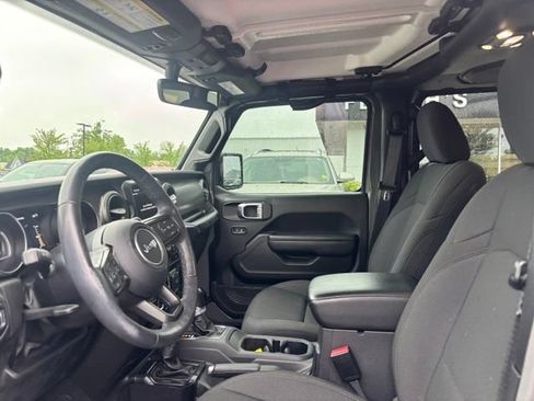 Used 2022 Jeep Wrangler Unlimited Sport AWD/4WD image 11