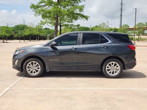 Used 2021 Chevrolet Equinox LT image 4