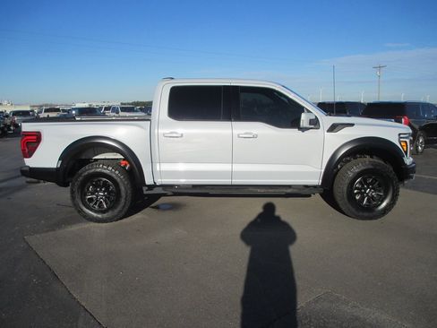 Used 2025 Ford F150 Raptor image 4