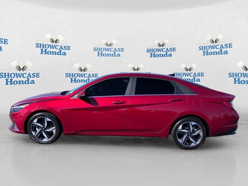 Used 2023 Hyundai Elantra Limited FWD image 4