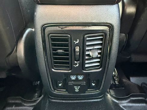 Used 2018 Dodge Durango GT AWD/4WD image 25