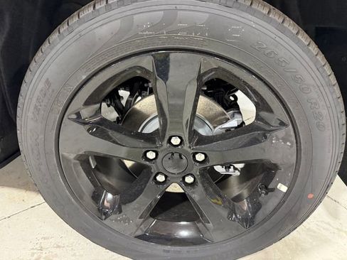 New 2025 Jeep Grand Cherokee Limited image 6