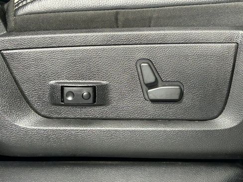 Used 2022 RAM 2500 Laramie w/ Night Edition image 12