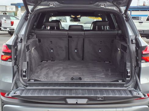 Used 2025 BMW X5 sDrive40i w/ Climate Comfort Package image 6