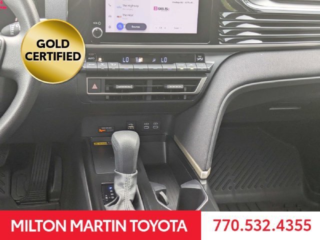 Used 2026 Toyota Camry LE FWD image 19