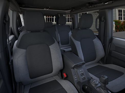 New 2025 Ford Bronco Big Bend image 10