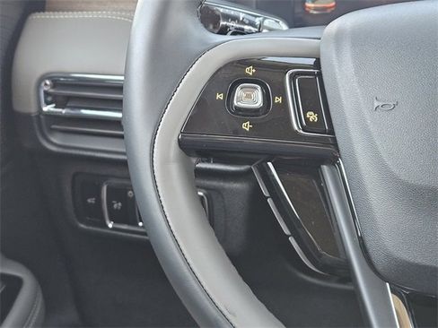 New 2026 Lincoln Corsair Reserve w/ Jet Appearance Package image 26