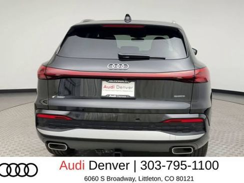 Used 2025 Audi Q5 Premium Plus w/ Premium Plus AWD/4WD image 3