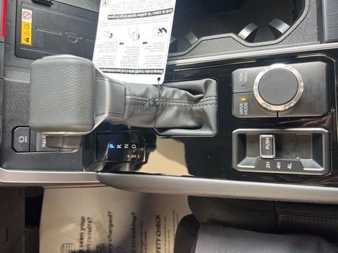 Certified 2023 Toyota Sequoia Platinum AWD/4WD image 34