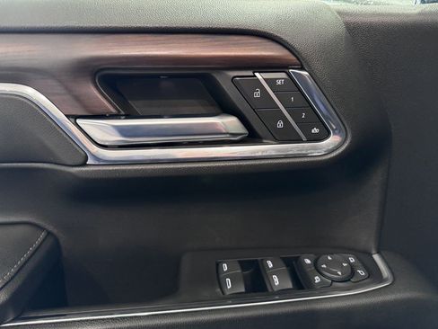 Certified 2024 GMC Sierra 1500 SLT w/ X31 Off-Road Package AWD/4WD image 22