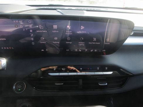 New 2026 Buick Enclave Avenir w/ Super Cruise Package FWD image 23