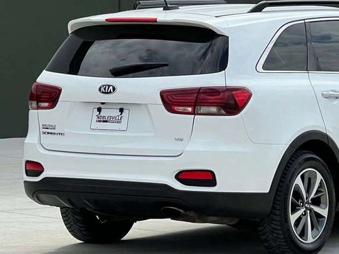 Used 2020 Kia Sorento FWD V6 image 28