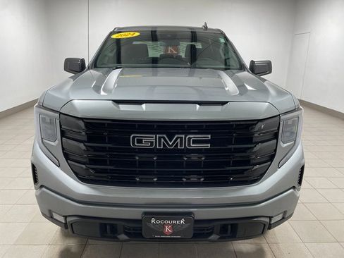 Used 2024 GMC Sierra 1500 Elevation image 2
