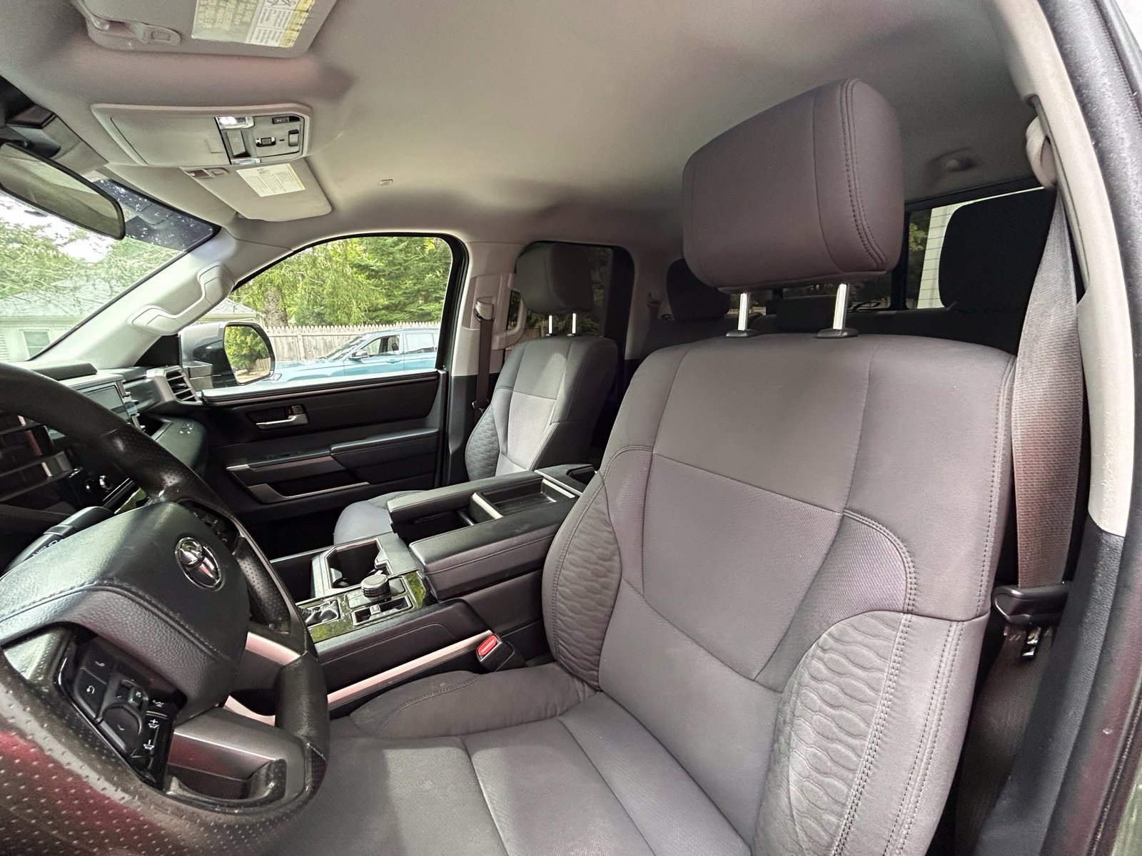 Used 2022 Toyota Tundra SR5 w/ SR5 Convenience Package AWD/4WD image 12