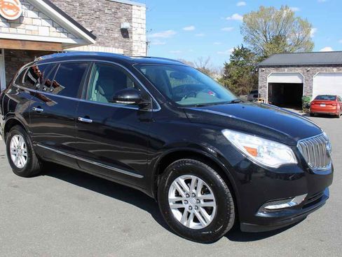 Used 2015 Buick Enclave Convenience image 3