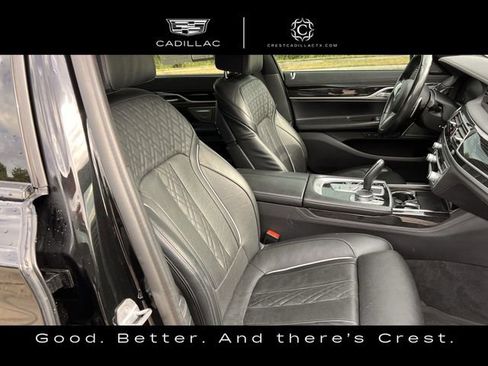 Used 2020 BMW 740i w/ M Sport Package RWD image 24