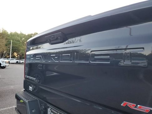 Used 2022 Chevrolet Silverado 1500 RST AWD/4WD image 6