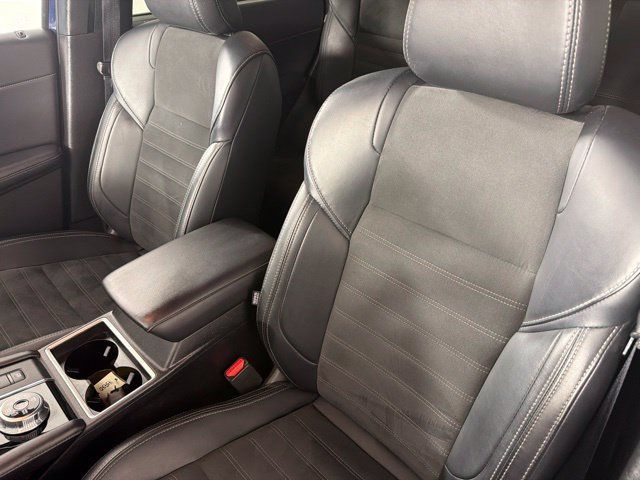 Used 2024 Mitsubishi Outlander SE AWD/4WD image 28