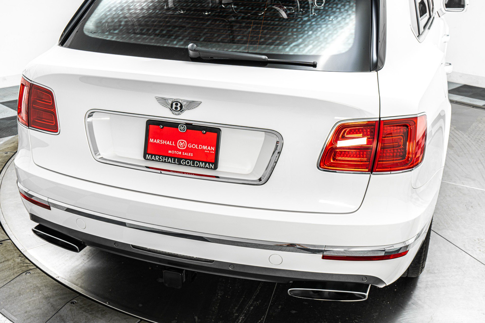 Used 2018 Bentley Bentayga Activity AWD/4WD image 34