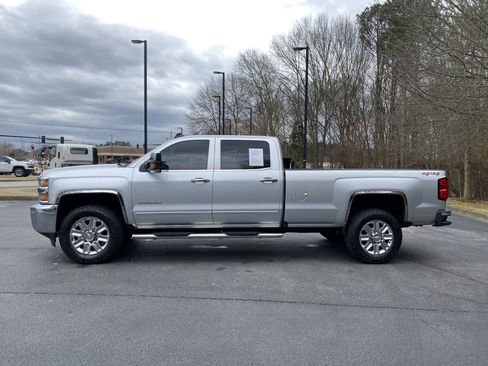 Used 2018 Chevrolet Silverado 3500 LT image 6
