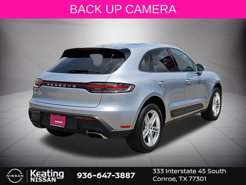 Used 2024 Porsche Macan AWD/4WD image 8