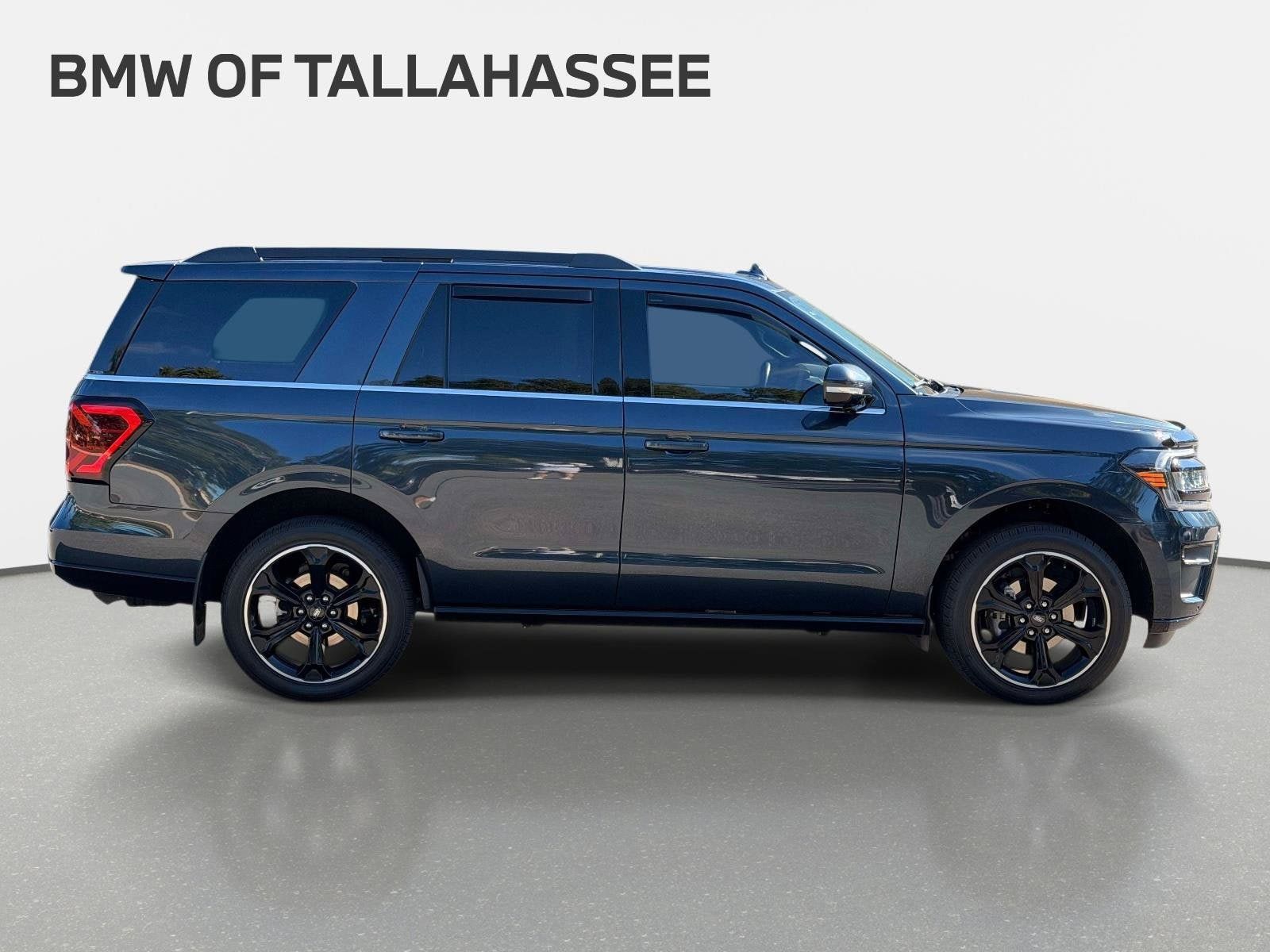 Used 2023 Ford Expedition Limited RWD image 5