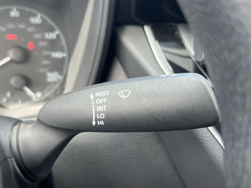 Used 2025 Toyota Corolla LE AWD/4WD image 36