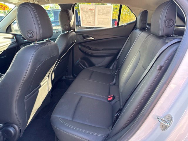 Used 2024 Buick Encore GX Sport Touring FWD image 18